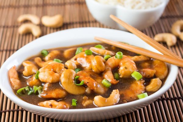 Fried Shrimps with Cashews