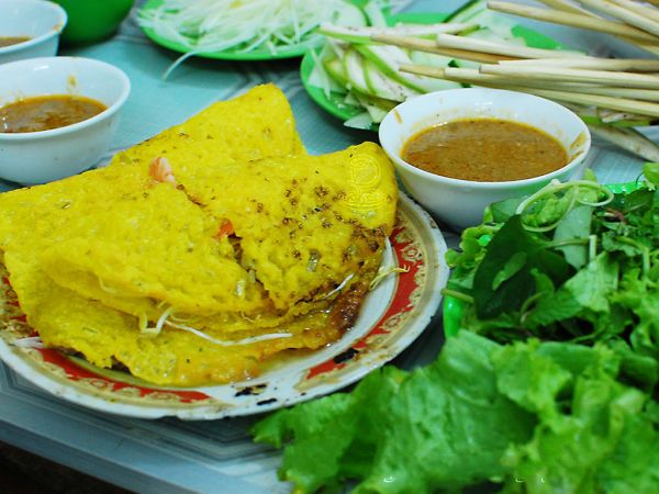 Quán bánh xèo, nem lụi bà Dưỡng 