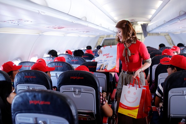 Hoặc nhờ các booker hỗ trợ đặt vé Vietjet khuyến mãi Tết